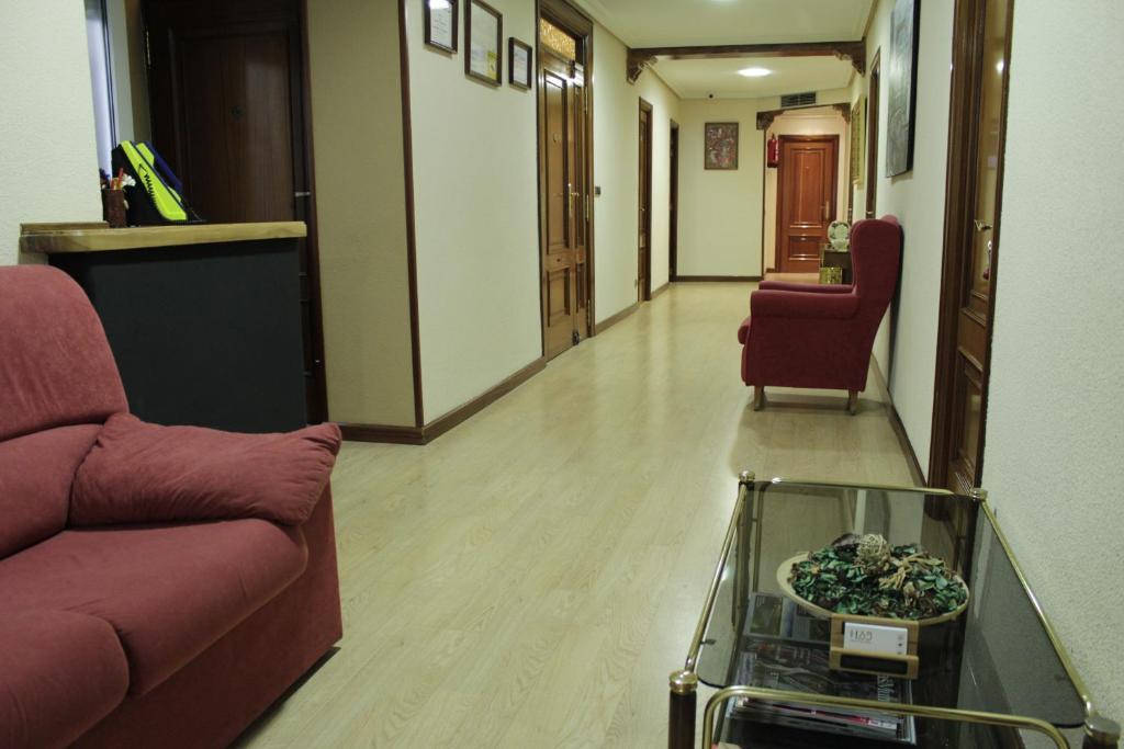 Hostal Ana Belen Madrid Extérieur photo