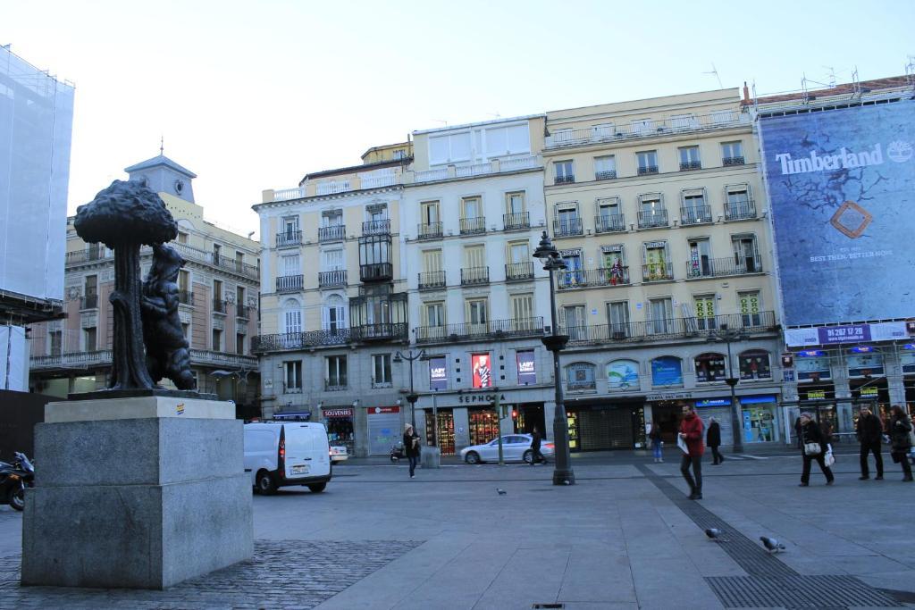 Hostal Ana Belen Madrid Extérieur photo